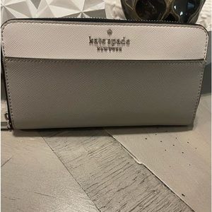 Kate Spade gray and white wallet